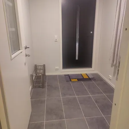 - White House 바르되